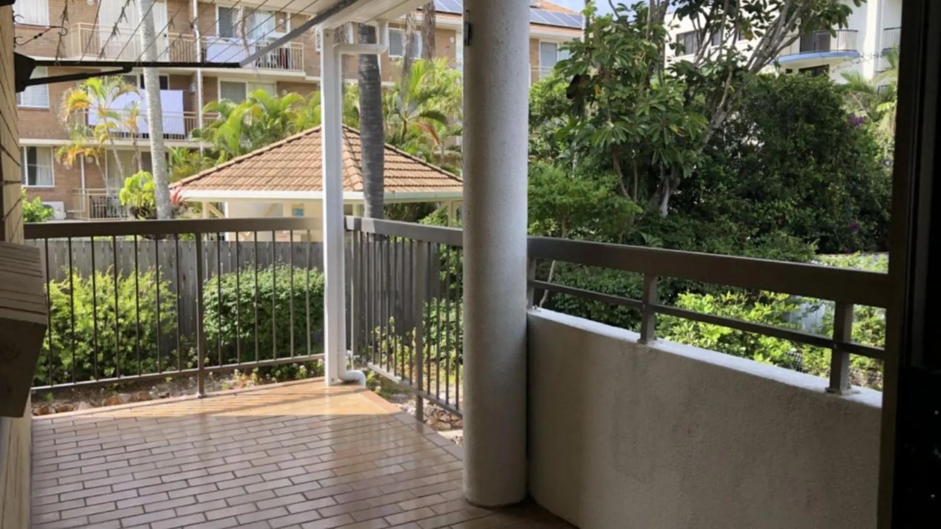 Salt Spray Unit 3 Apartment Caloundra